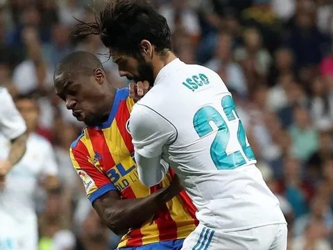 Sau vòng 2 La Liga: 'Khúc cua' không đúng thời điểm của Real Madrid