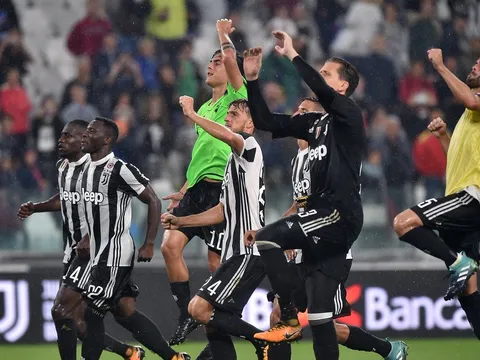 Sau vòng 3 Serie A: Milan gục ngã; Tam mã hình thành