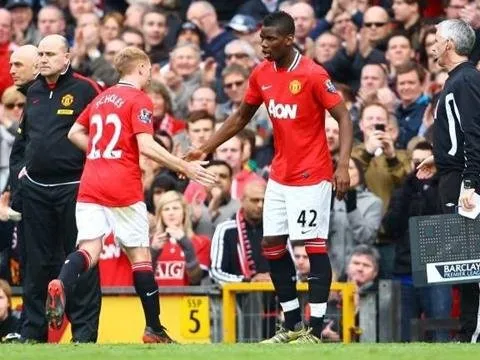 Scholes: 'Có nát hơn thì Mourinho vẫn phải giữ Pogba'