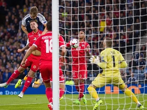 Scotland 2-0 Malta: Giấc mơ dần thành hình
