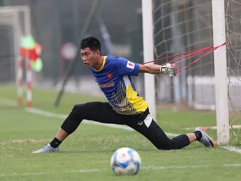 Thủ thành Tuấn Mạnh: Nỗ lực để khẳng định vị trí số 1 tại AFF Cup 2018