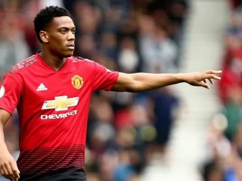 Martial sẵn sàng gia hạn hợp đồng với một điều kiện CỰC SỐC