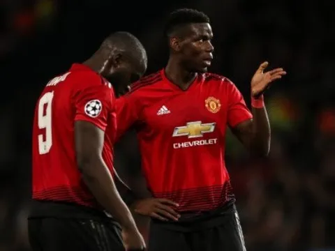 "Chúng tôi có thể đá ở vị trí trung vệ để đối đầu với Lukaku"