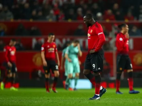 Lukaku sốc sau thông điệp của Mourinho