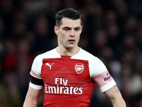 Điên tiết khi thua Man Utd, Xhaka chửi bới cả CĐV Arsenal