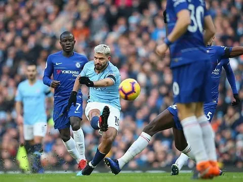Nếu Man City vô địch, hãy dựng tượng Sergio Aguero