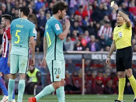 Sergio Busquets đối diện nguy cơ vắng mặt tại Siêu kinh điển