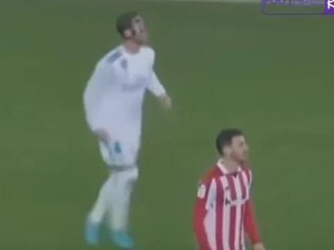 Sergio Ramos phản ứng thế nào sau khi bị truất quyền thi đấu?