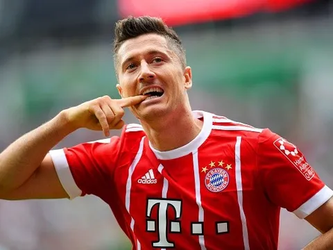 Siêu Lewy lập cú đúp, Bayern tạm soán ngôi Dortmund