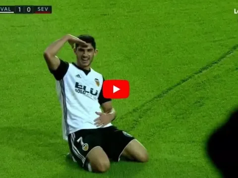 Siêu phẩm của Goncalo Guedes (Valencia vs Sevilla)