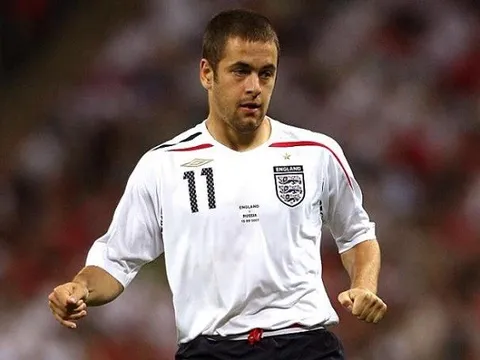 Siêu phẩm của Joe Cole vào lưới Thụy Điển ở World Cup 2006