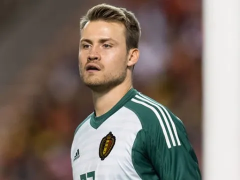 "Tôi không nghĩ về tương lai tại Liverpool vào lúc này"