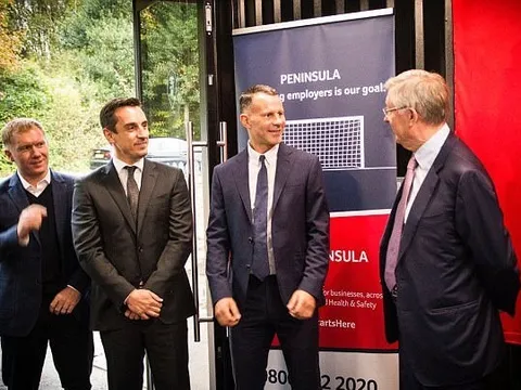 Sir Alex tái hợp cùng Giggs, Scholes trong lễ khánh thành SVĐ mới của Salford City