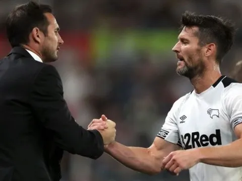 Lampard lấp lửng: "Ai mà chẳng muốn dẫn dắt một đội bóng hàng đầu"