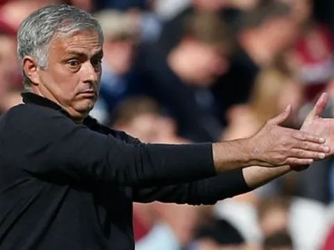 Mourinho: "Chẳng có mâu thuẫn nào ở đây cả"