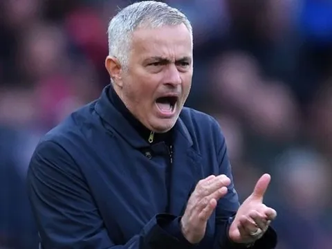 Nóng: BLĐ Man Utd gặp mặt Mourinho, quyết định vấn đề quan trọng