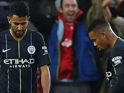 Jesus "buồn thiu" chia sẻ về pha hỏng ăn của Mahrez