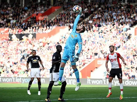Sợ Real, M.U 'trói chân' De Gea bằng hợp đồng khủng