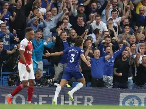 SỐC: Chelsea ra điều kiện bán đứt Marcos Alonso