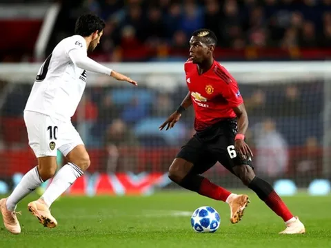 Sốc! Pogba bị Man Utd "cấm cửa" sau nhiều lần vạ miệng