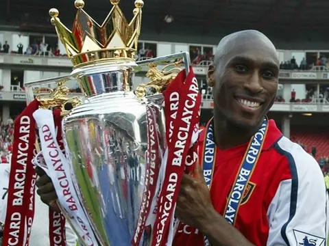 Sol Campbell - Hòn đá tảng một thời của Pháo thủ