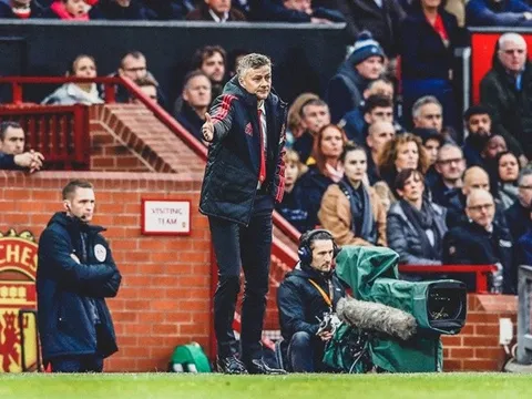 Solskjaer chưa hài lòng về điều gì ở hiệp 1 trận gặp Huddersfield?