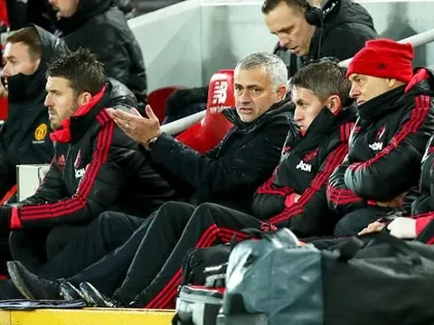 "Solskjaer đã khiến Mourinho xấu hổ"