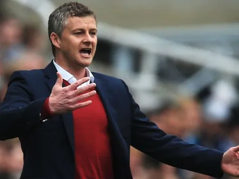 Những điểm nóng vòng 18 Ngoại hạng Anh: Tân HLV Man United ra mắt
