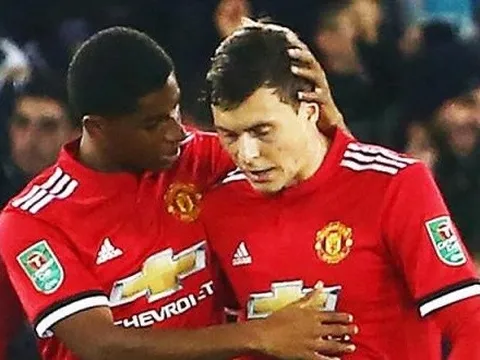 Solskjaer tiết lộ nguyên nhân Rashford và Lindelof vắng mặt trong đội hình xuất phát
