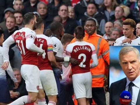 'Đã lâu rồi tôi mới thấy cầu thủ Arsenal chiến đấu cả trong lẫn ngoài sân cỏ'
