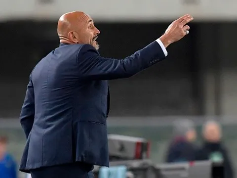Spalletti: Cuộc đua Scudetto thật điên rồ