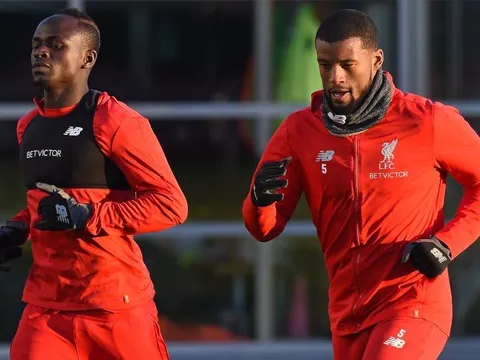 Không còn niềm vui sau 2 thất bại, Liverpool căng thẳng trở lại Ngoại hạng Anh