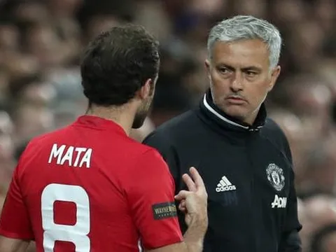 Sau tất cả, Mata tiết lộ điều Mourinho đã làm anh phật lòng