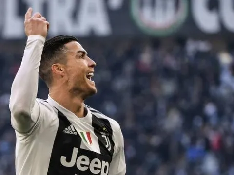 Ronaldo bùng nổ lập cú đúp, Juventus khép lại nửa đầu mùa giải hoàn hảo