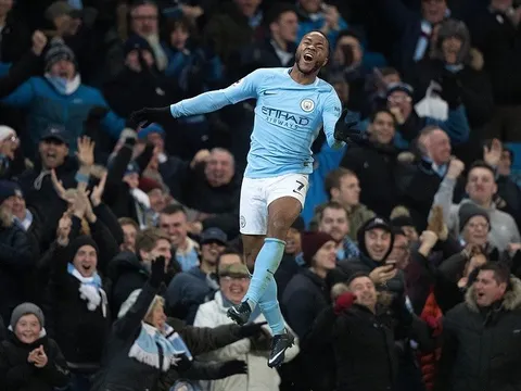 Sterling - Anh hùng 'cuối phim' mới của Man City
