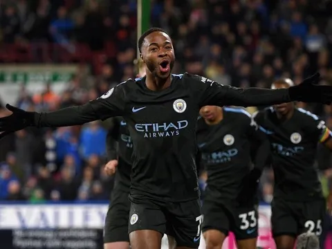 Sterling thăng tiến thần kỳ, công đầu Pep Guardiola