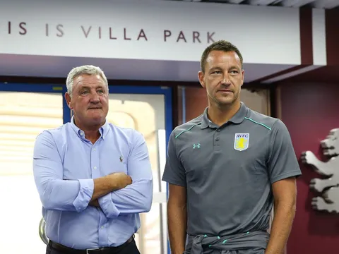 Steve Bruce bị Aston Villa sa thải, John Terry khả năng lên thay