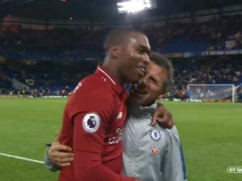 Người hùng Liverpool tiết lộ cuộc trò chuyện với huyền thoại Chelsea