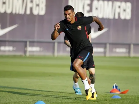 Suarez, Paulinho trở lại giúp Barca sẵn sàng đón Derby