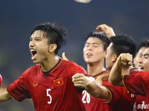 Suýt thắng Malaysia, ĐTVN lại được BTC La Liga nhuộm đỏ 'thả thính'