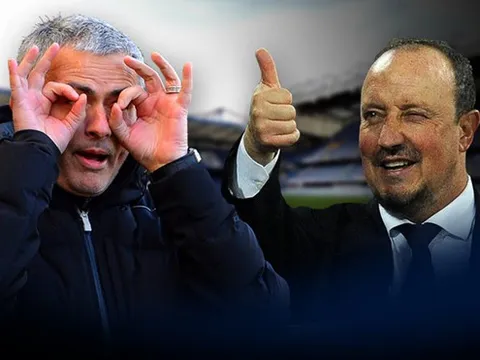 Tại sao Jose Mourinho ghét cay ghét đắng Rafa Benitez?