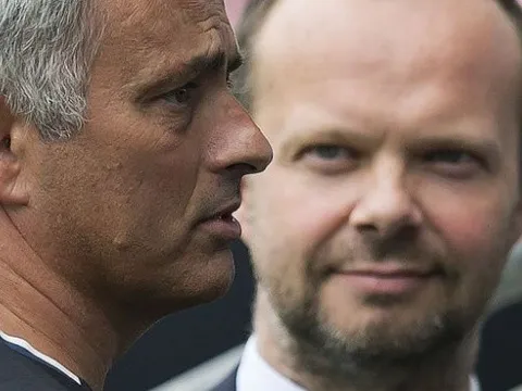 Nóng! Căng thẳng ở Man Utd, Woodward tiếp tục gây khó chịu cho Mourinho
