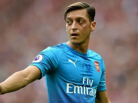 "Tâm trí của Ozil đã rời Arsenal"