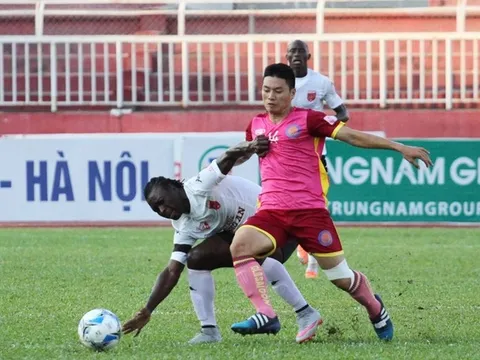 Tân binh ĐT Việt Nam nói gì khi được HLV Park Hang Seo triệu tập?