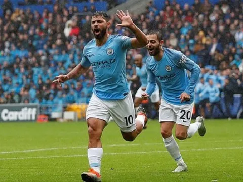 Tân binh tỏa sáng, Man City hủy diệt Cardiff với 5 bàn không gỡ