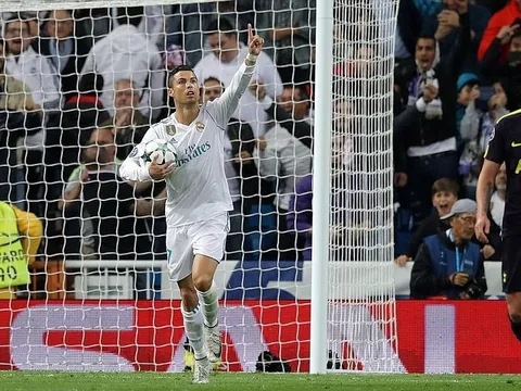 Tấn công liên hồi, Real và Tottenham chưa thể phân tranh ngôi đầu bảng