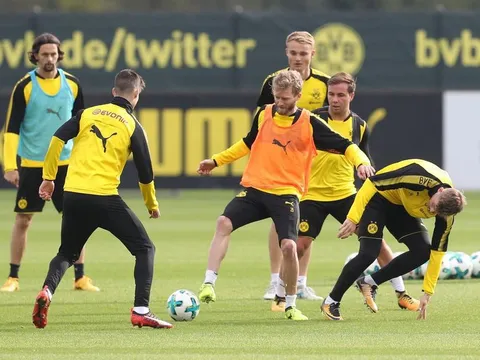 Tập luyện tích cực, Dortmund quyết tâm bảo vệ ngôi đầu