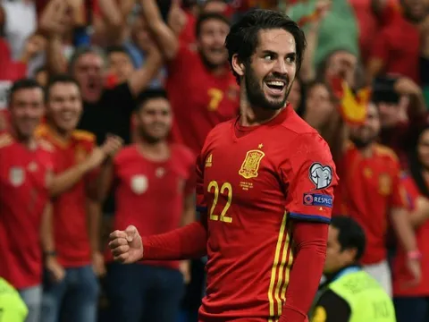 Tây Ban Nha đại thắng, Isco được khen hết lời