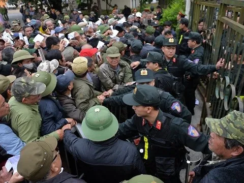 Chuyện xem bóng đá của các bác thương binh: Đáng trách nhưng cũng đáng thương, đáng mừng!