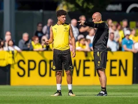 Thần đồng Anh quốc hớn hở trong buổi tập cùng Dortmund